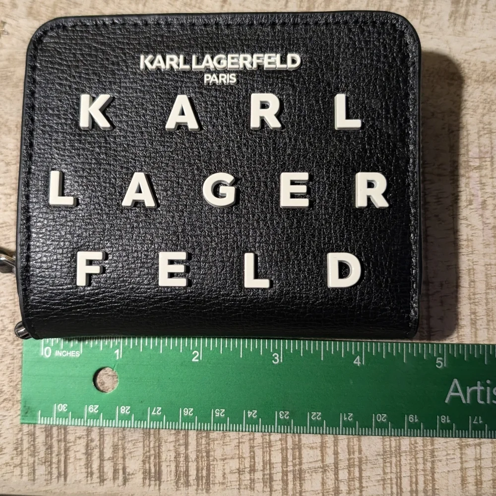 Karl Lagerfeld Paris Jacqueline Leather Wallet Black w/ Raised Block Lettering - Picture 10 of 12